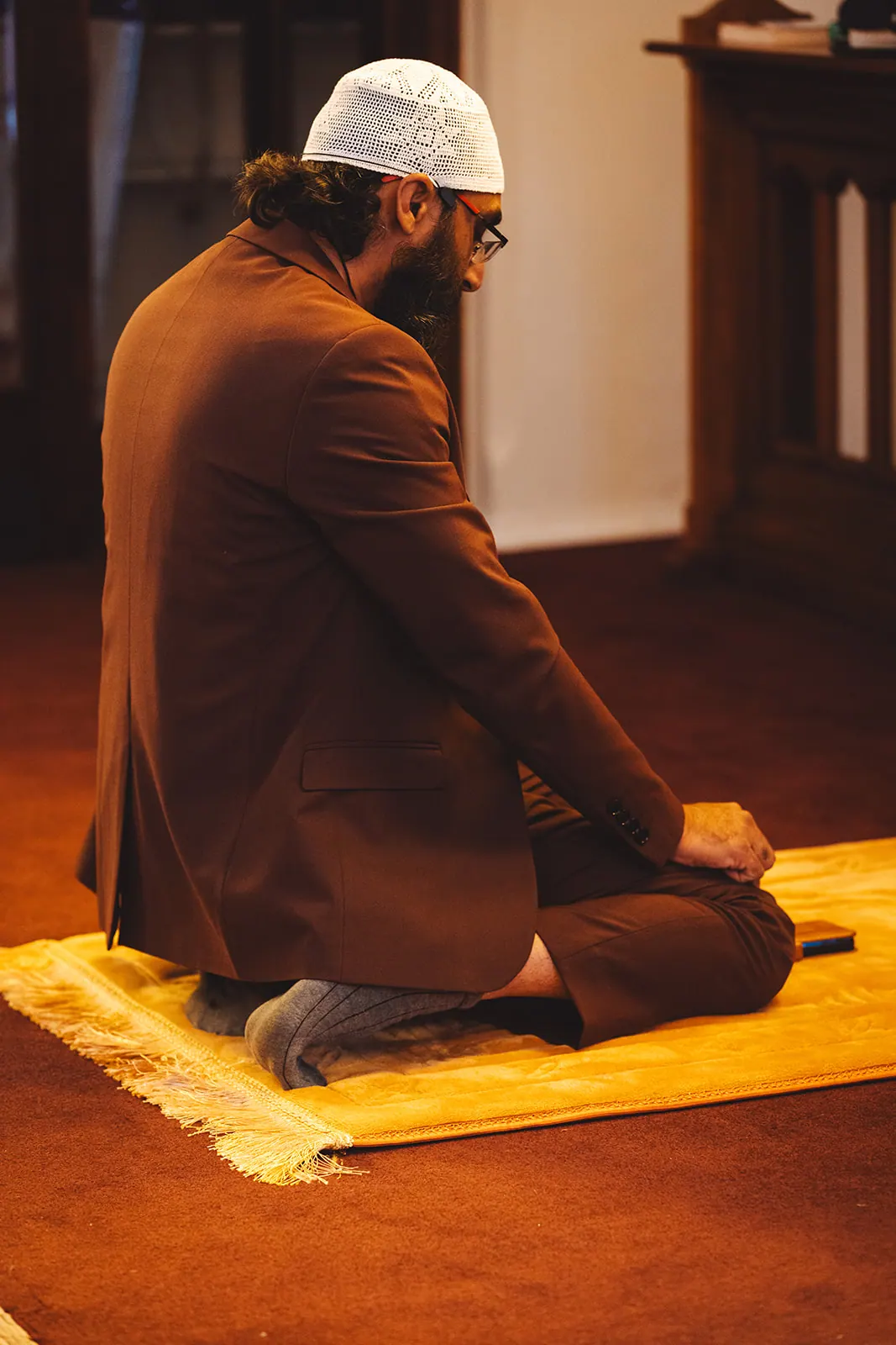 Imam speaking at the opening of Warragul Mosque